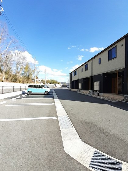 メゾン ルピナス A