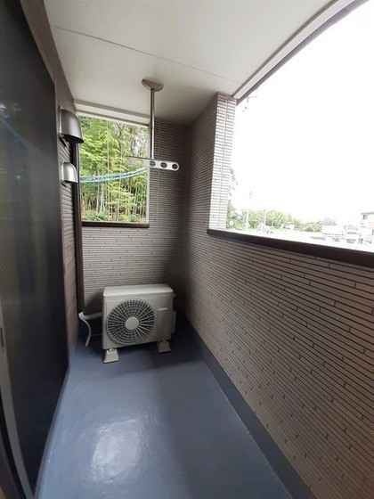 メゾン ルピナス B