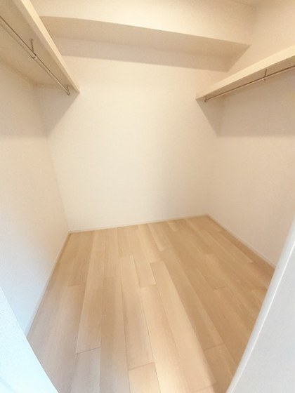 メゾン ルピナス B