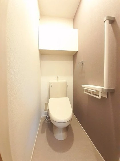 メゾン ルピナス B