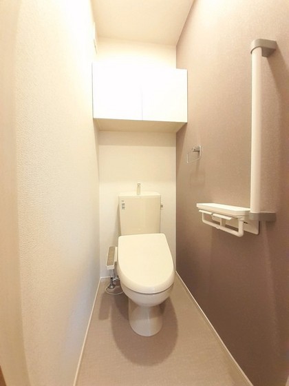 メゾン ルピナス B