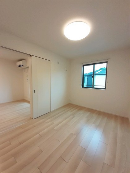 メゾン ルピナス B