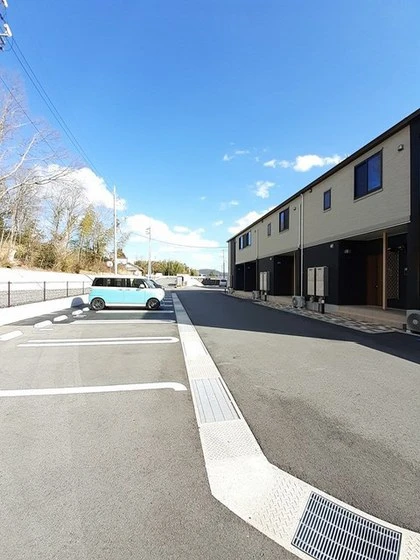 メゾン ルピナス B