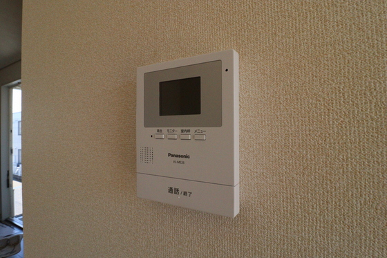 エントピア新保 B棟