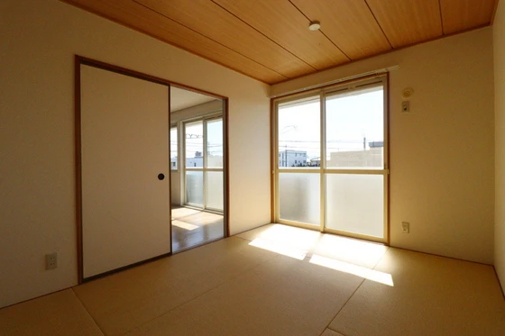 エントピア新保 B棟