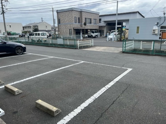 エントピア新保 B棟