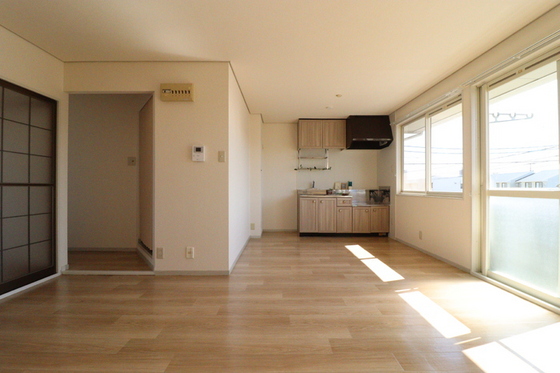 エントピア新保 B棟