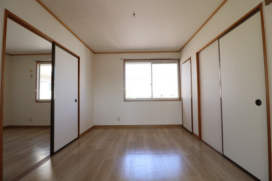 エントピア新保 B棟