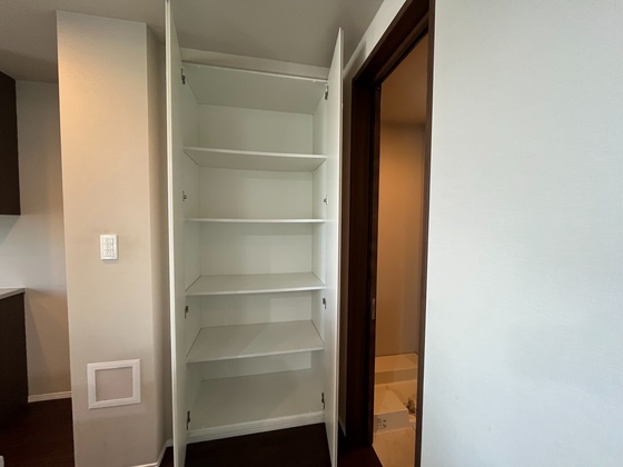 パークホームズ内山下イーステージ