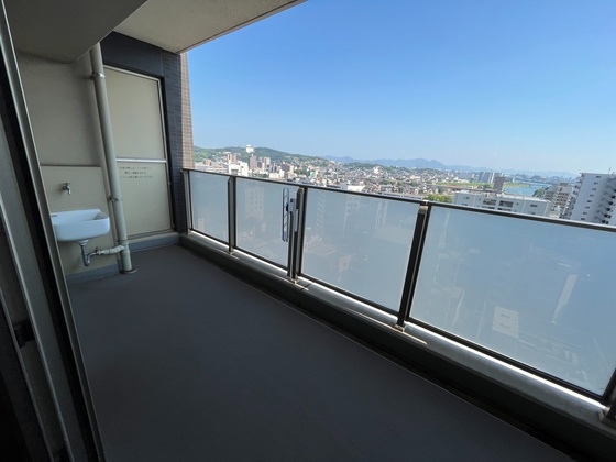 パークホームズ内山下イーステージ