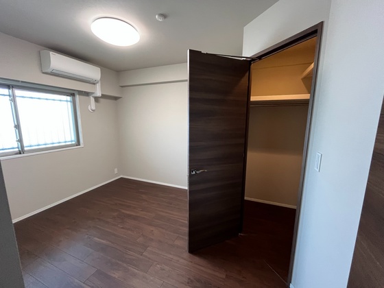 パークホームズ内山下イーステージ