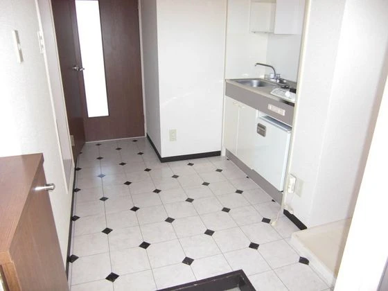 グレースマンション津高