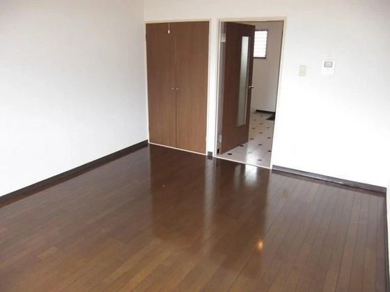 グレースマンション津高