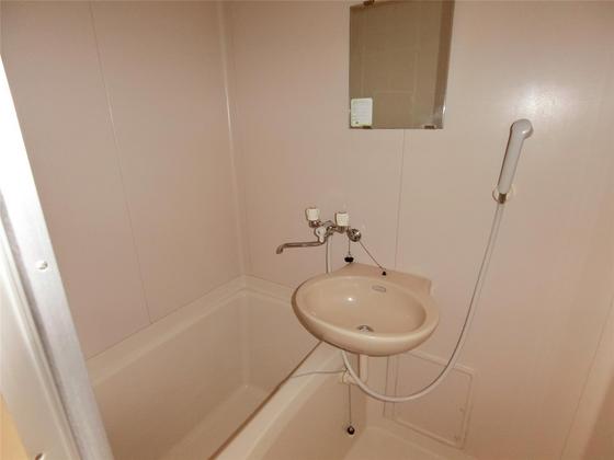 グレースマンション津高