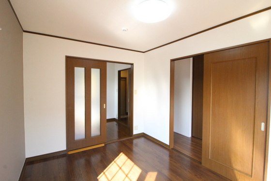 フローリス横井