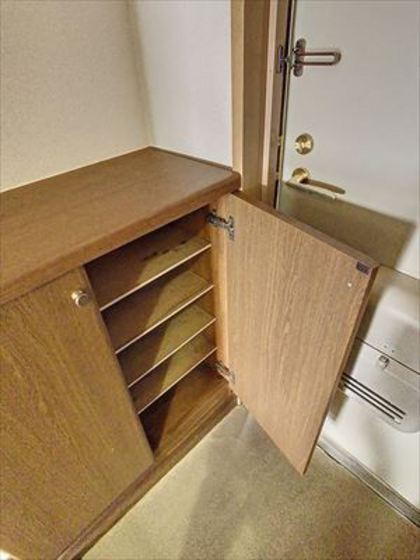 フローリス横井