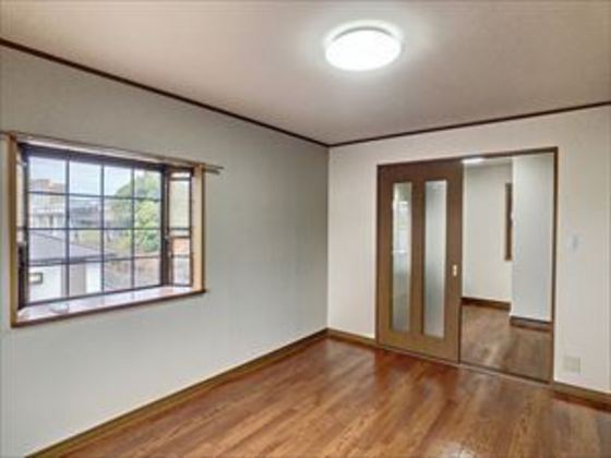 フローリス横井