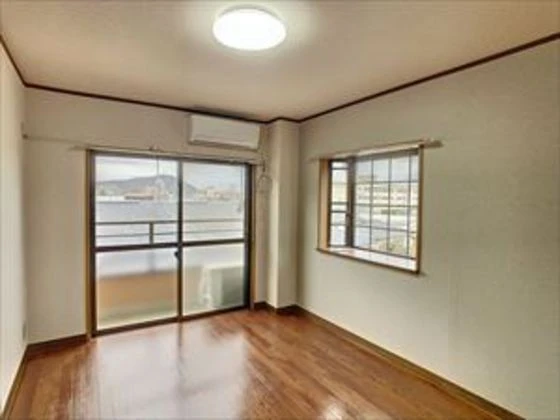 フローリス横井