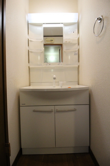 フローリス横井