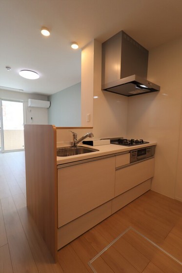 グリーンウイング