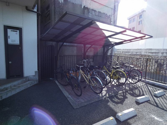 メゾンサンシャイン