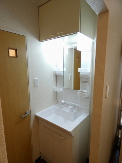 メゾンサンシャイン