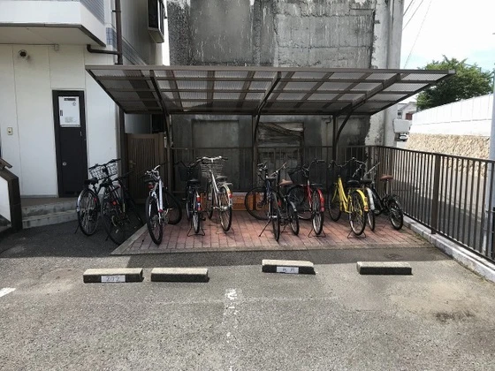 メゾンサンシャイン