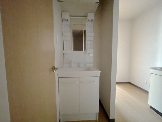 メゾンサンシャイン