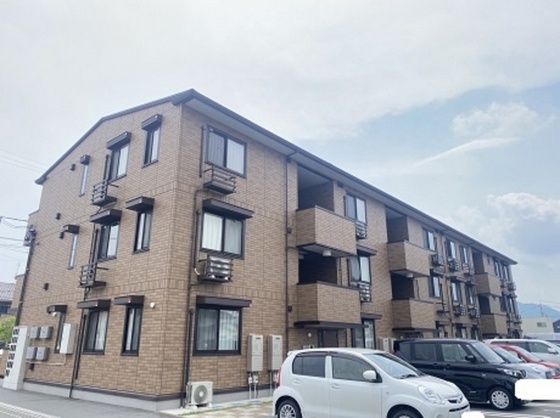 カローレアミカ