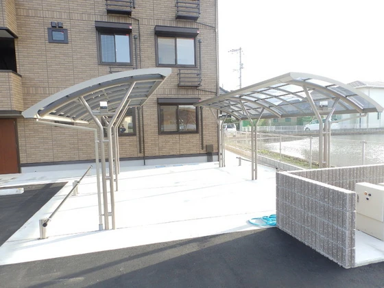 カローレアミカ