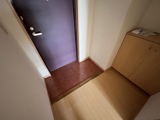 せかんどゆーす西口