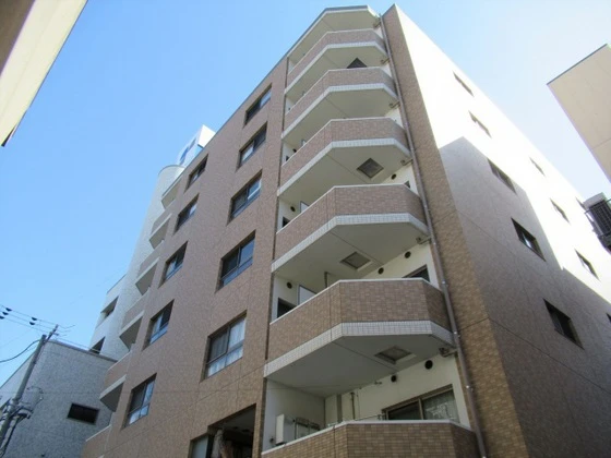 せかんどゆーす西口