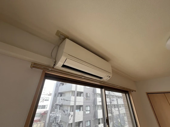 せかんどゆーす西口