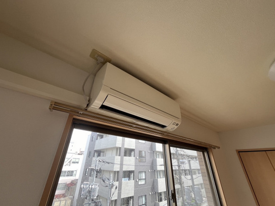 せかんどゆーす西口