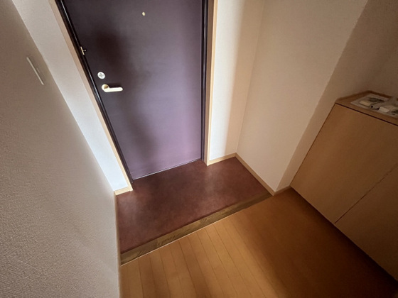 せかんどゆーす西口