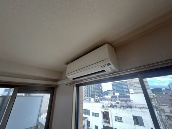 せかんどゆーす西口