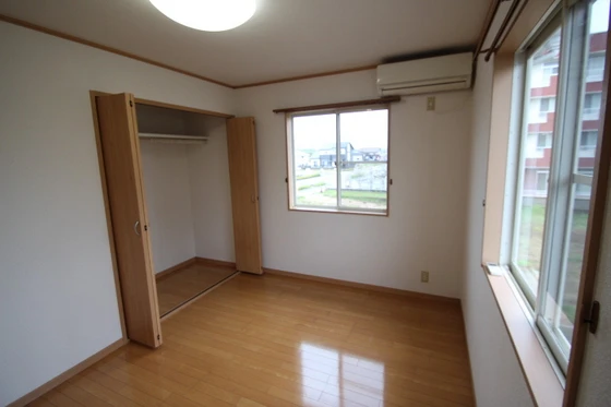 ラディッシュタウン撫川 壱番館