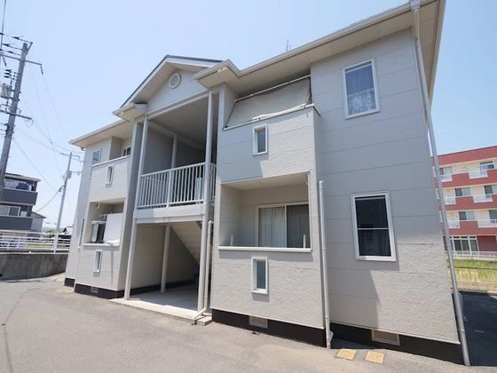 ラディッシュタウン撫川 壱番館