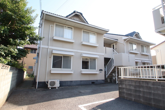 サンライズ芳泉 A棟