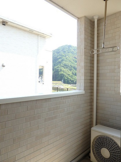 リバーサイド真倉 B