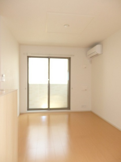 リバーサイド真倉 B