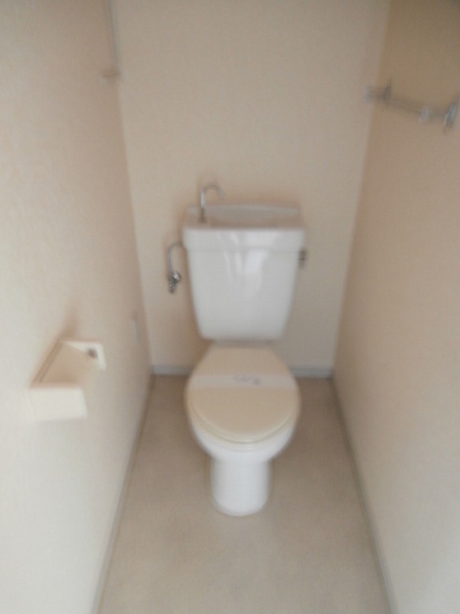 プレジール花尻 A棟