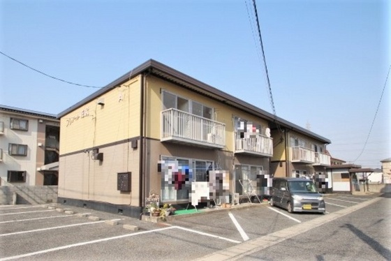 プレジール花尻 A棟