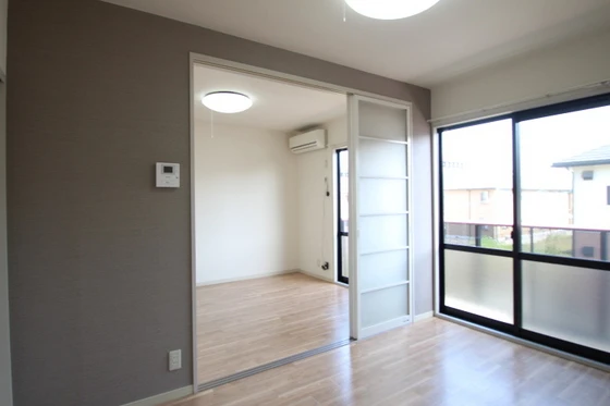 フローラル東岡山C