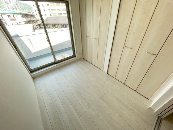 アドバンス緑井B棟