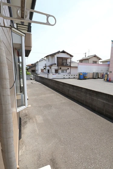 シャトル日和屋