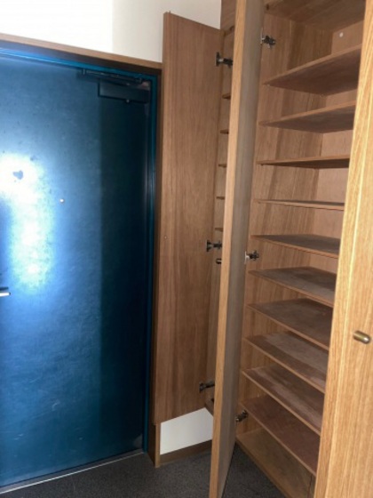 ロイヤルハイツ一茶苑