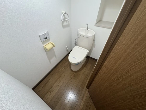 ロイヤルハイツ一茶苑