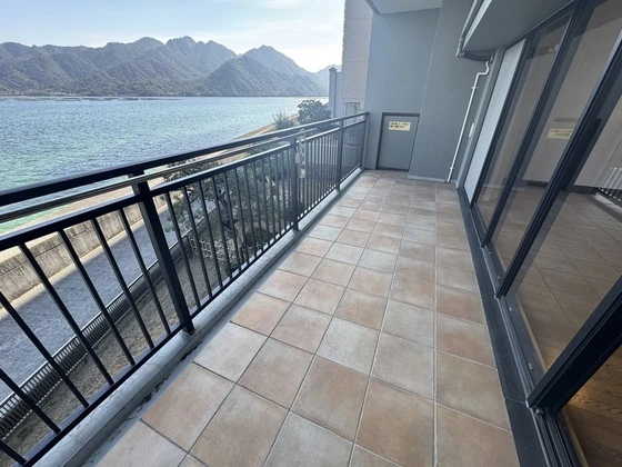 ロイヤルハイツ一茶苑