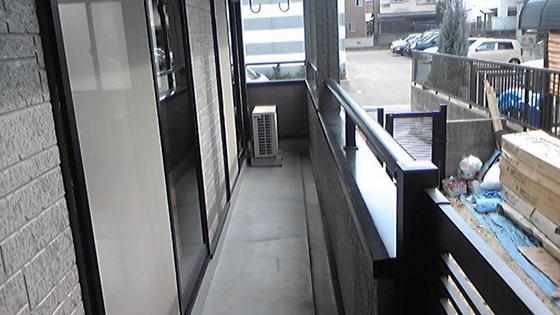 ファミーユ東本浦